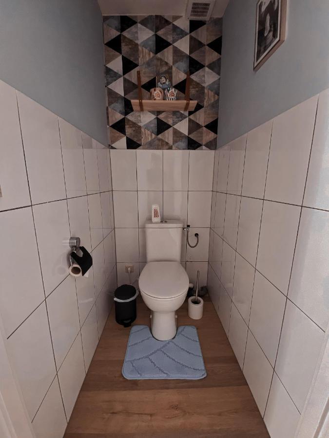 Loods 123 Bed & Kitchen Landgraaf Exterior foto