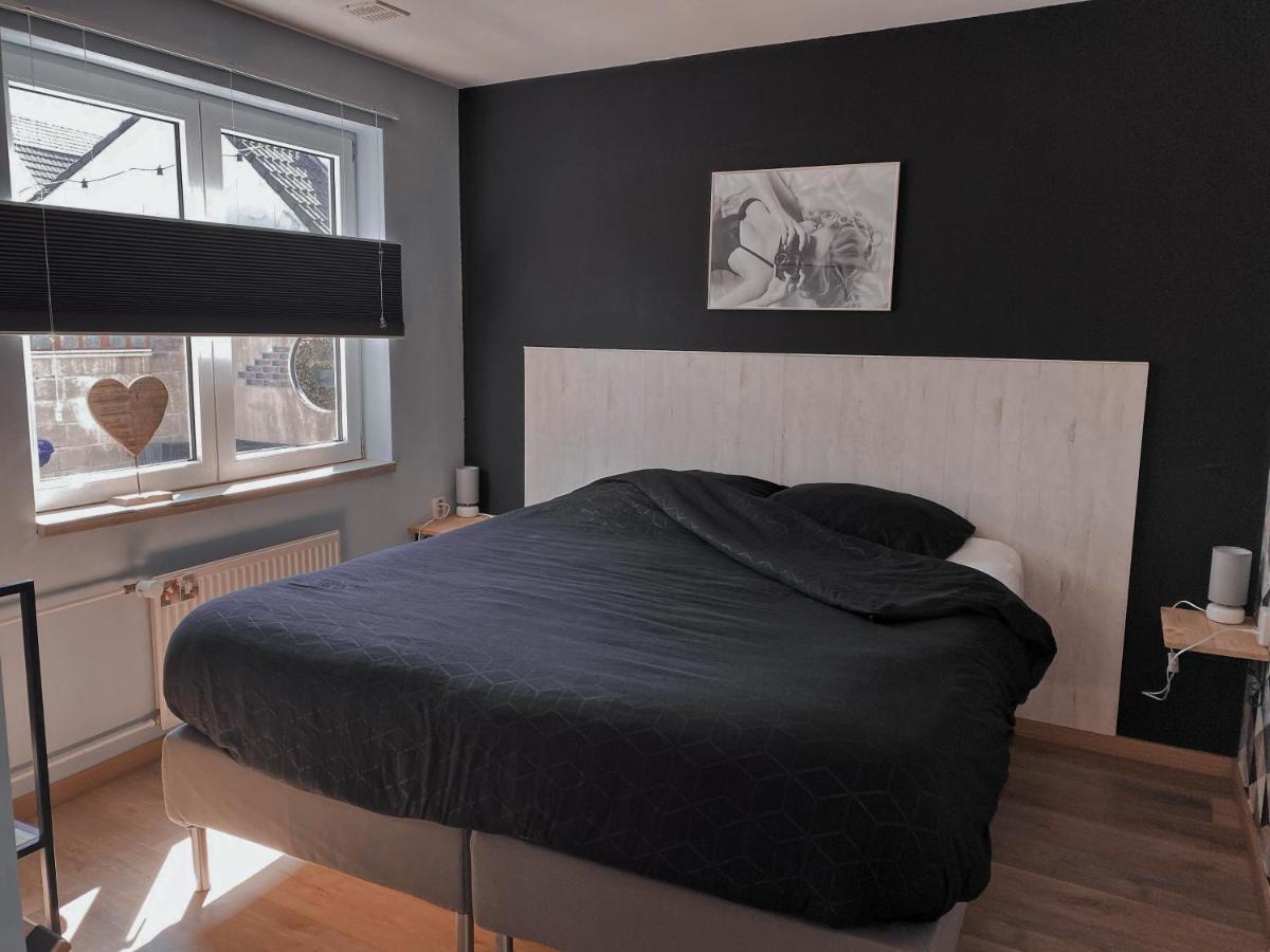Loods 123 Bed & Kitchen Landgraaf Exterior foto