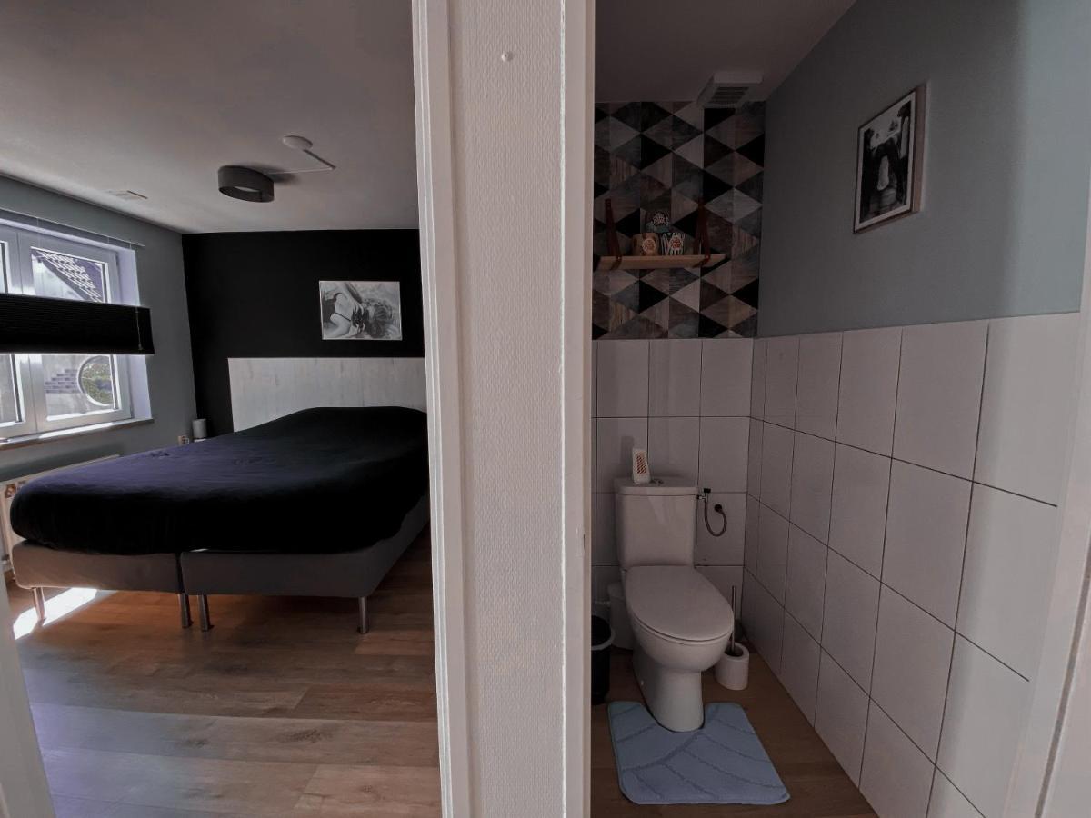 Loods 123 Bed & Kitchen Landgraaf Exterior foto